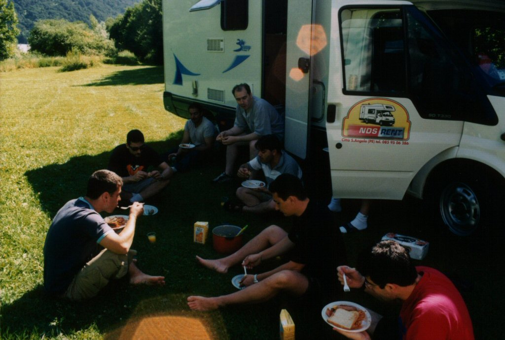 NR2003... la colazione dei guarriglieri